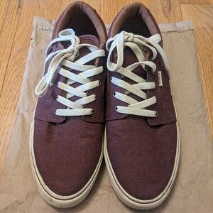 Etnies Burgundy Red Canvas Shoes men's size 10.5